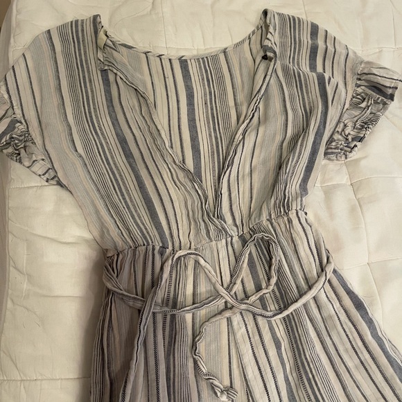 Striped romper - Picture 2 of 3